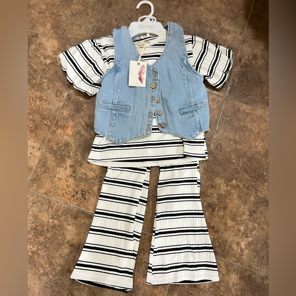 Jessica Simpson set with vest - 4T NWT